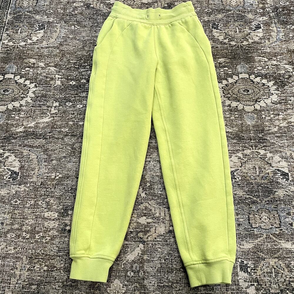 Lululemon Scuba High-Rise Jogger Sweats Green Wasabi Women's Size 0
